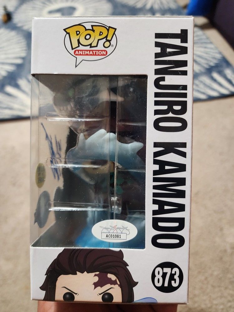 Funko Pop Demon Slayer Tanjiro Kamado 873 GITD Autograph JSA Signed