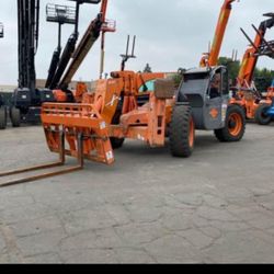 XTreme 12k Reach Forklift 