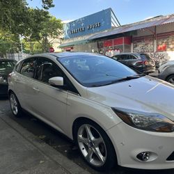 Vendo !!!! Ford Focus Titanium 20212 Full.