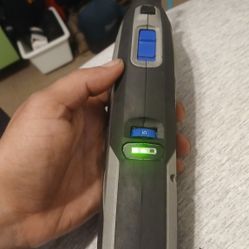 Dremel Cordless Rechargeable And Accessories 