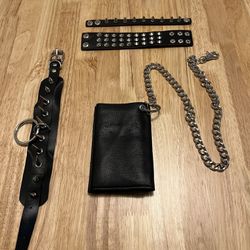 Motorcycle style wallet with chain