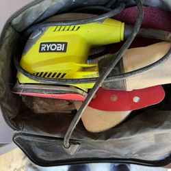 RYOBI 5-1/2 in. CORNER CAT® COMPACT FINISH SANDER DOUBLE INSULATED