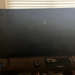 Samsung 50” UHD 4K TV - Excellent condition! - Model UN50NU7100F