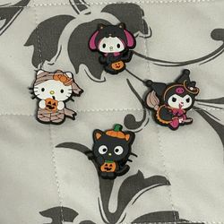 Hello kitty halloween croc charms