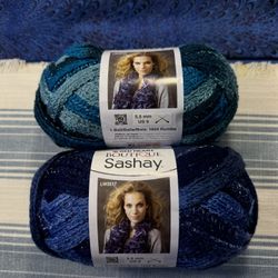 148-HTT New Two Balls Of Red Heart Sashay 30 Yards Rumba And Jive Colors