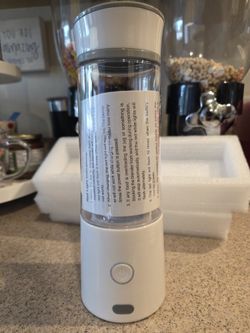 Club CRUSH PORTABLE CORDLESS BLENDER 