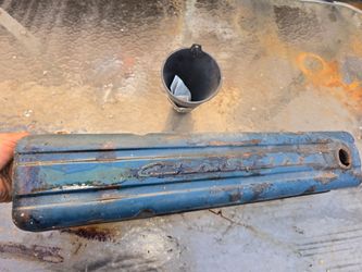 Chevrolet 235 valve cover