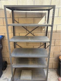 Garage shelving