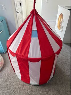 Small circus pop up tent