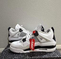 Jordan 4s