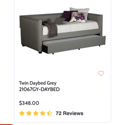 Grey daybed with trundle