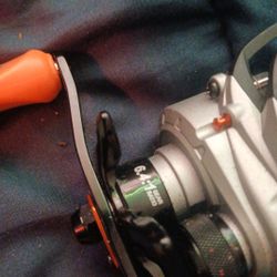 New Max Stx Low Profile Baitcaster $45