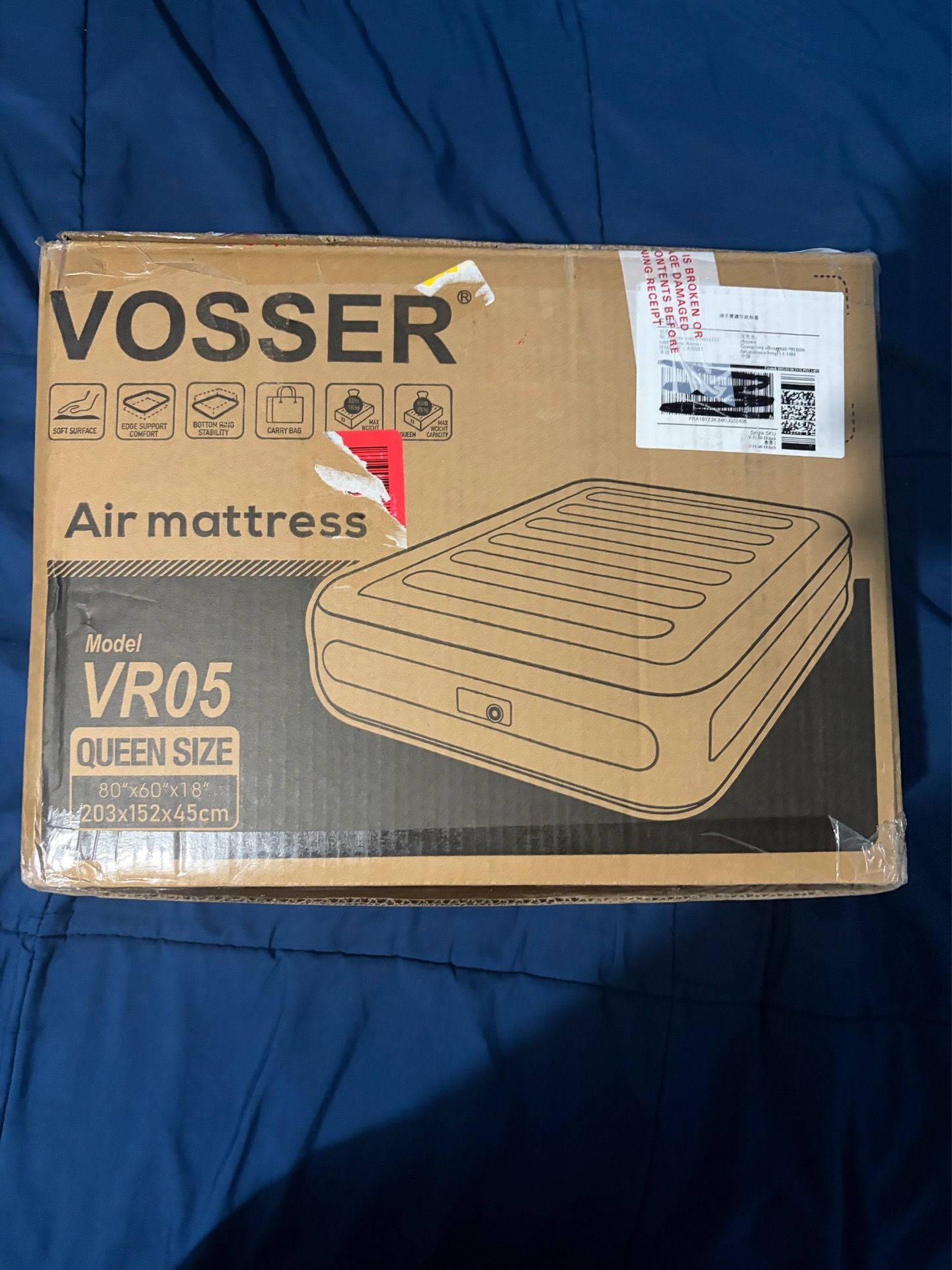 Vosser VR05 Queen Size Air Mattress with a built-in pump