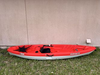 KAYAK Pelican Challenger 100 Like New!
