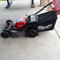 Milwaukee Fule M18 Lawn Mower