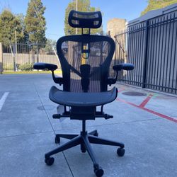 ✨✨Herman Miller Remastered Aeron✨✨