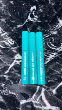 3 different colored thrive liquid lash extension mascara