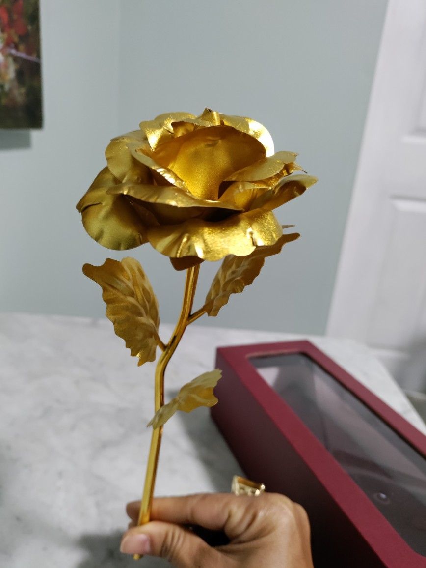 Vintage 24Kt Gold Rose