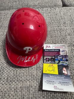 Marlon Byrd Signed Autograph Mini Batting Helmet-SCRATCH ON HELMET SEE PIC-JSA