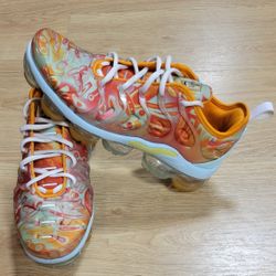 2019 Nike Air VaporMax Plus Orange Dip Dye Size 8