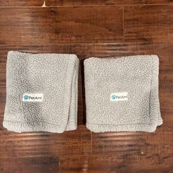PetAmi Fluffy Waterproof Cat & Dog Blanket