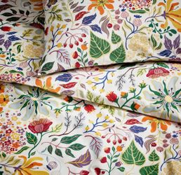 Ikea Floral Pattern Bedding Queen size set