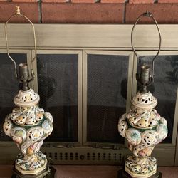 Pair of Vintage Reticulated Capodimonte Porcelain table lamps