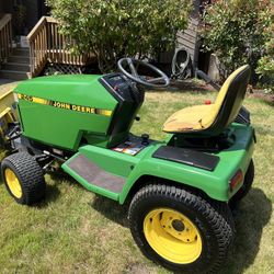 John Deere 245