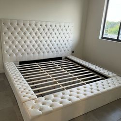 Queen Size Cream Bed, Ask for Price 