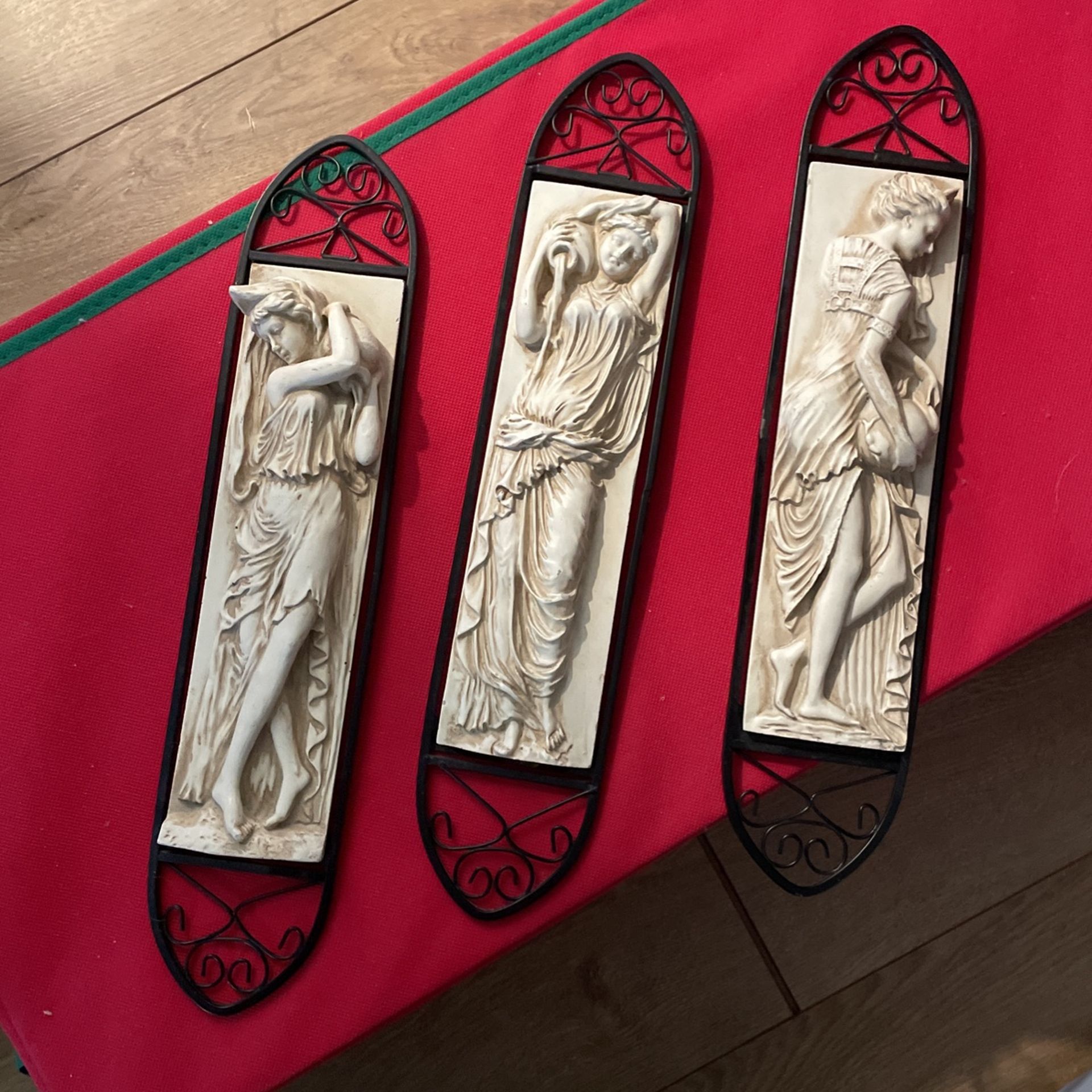 Decorative Wall Plaques