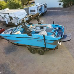 2022 Heyday H22 Boat Wakeboard