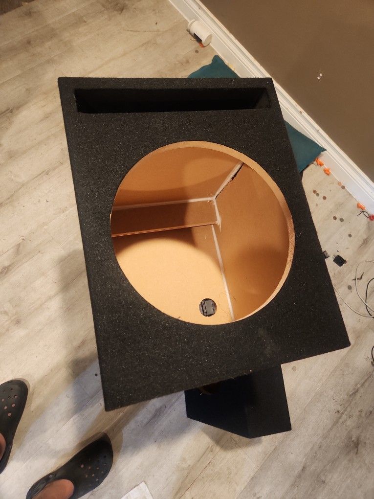 New 12 Single Ported Box 12 Inch Is 60 And 10 Inch Is 50