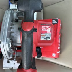 6 1/2  Milwaukee Circular Saw 
