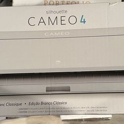 Silhouette America Silhouette Cameo 4 Electronic Cutter