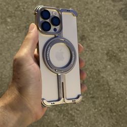IPhone 16 Pro Max UNLOCKED -256GB - Desert Titanium -