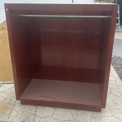 Free Wood Closet, Organizers, Hanging, And Drawers - 25X 48x 54