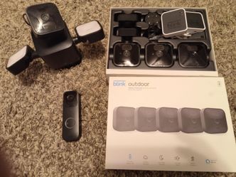 Blink 5 outdoor cameras+flood light+doorbell