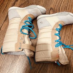 Like new: PLAE Jack WP waterproof Winter Snow Rain Boots (Kids US 9)