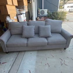 Modern sofa 3 seater