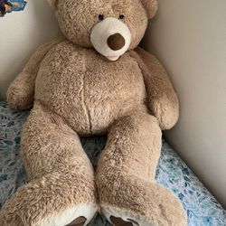 Giant Teddy Bear