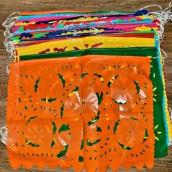 Fiesta Mexicana, Papel Picado