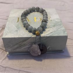 100%  Jade Bracelet (With Buddha Charm)