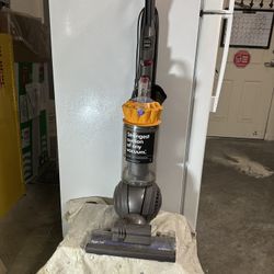 Dyson Vacuum Cleaner 