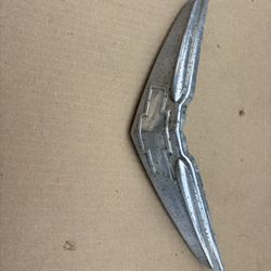 1947 Chevy front hood emblem
