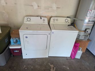 Amana Washer and gas dryer combo