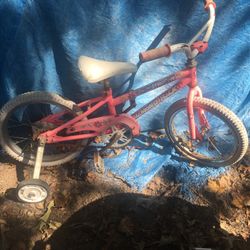 18 inch bike sickle with training wheels only $30 firm