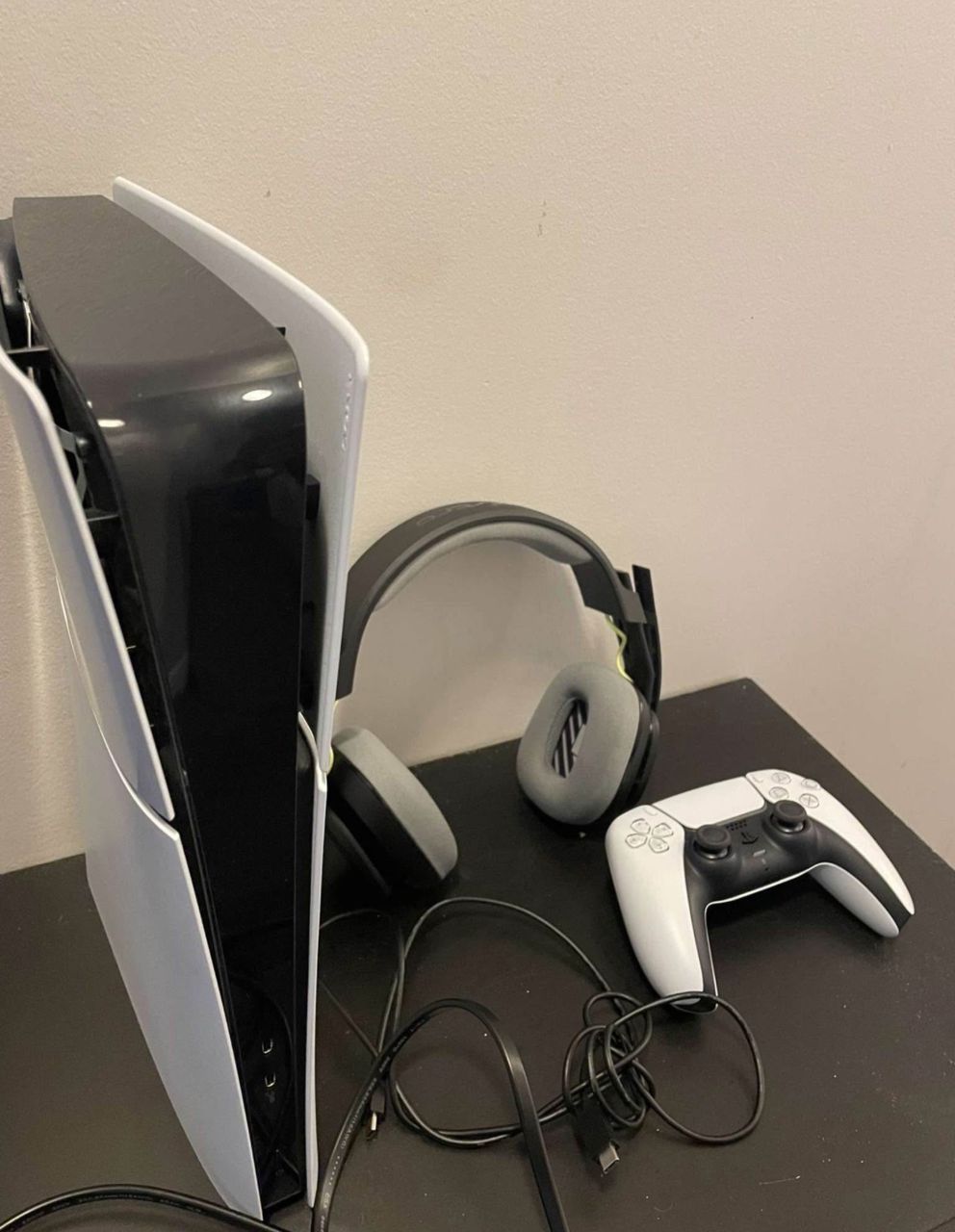 PS5 Console + Controller + Headset = Excellent Condition