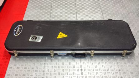 Schecter Diamond Series Riot 4