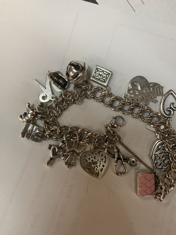 James Avery charm bracelet for Sale in Pasadena, TX OfferUp