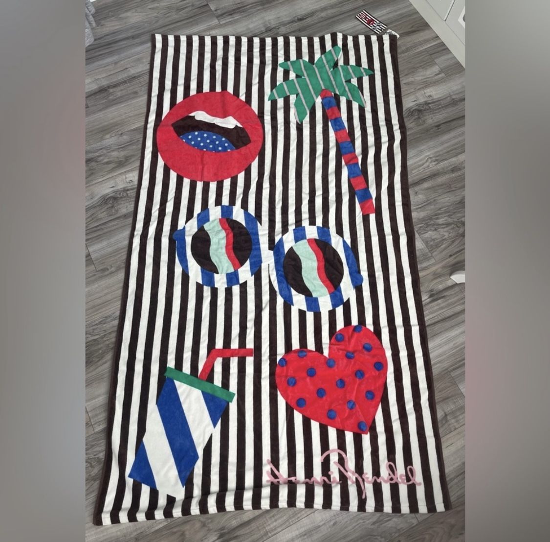 Henri Bendel  Beach Towel 